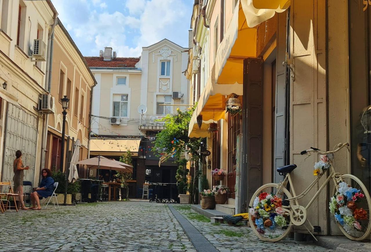 Hancho Sevenups - Kapana Plovdiv Center Bagian luar foto